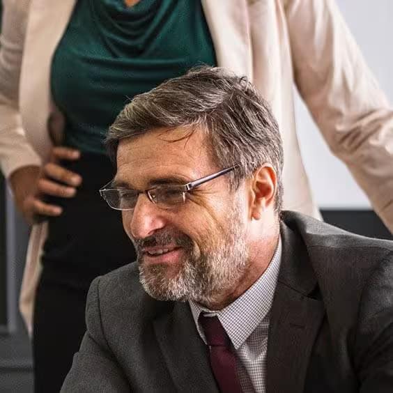 My agency provides experts in digital marketing in Abu Dhabi which boosts your business